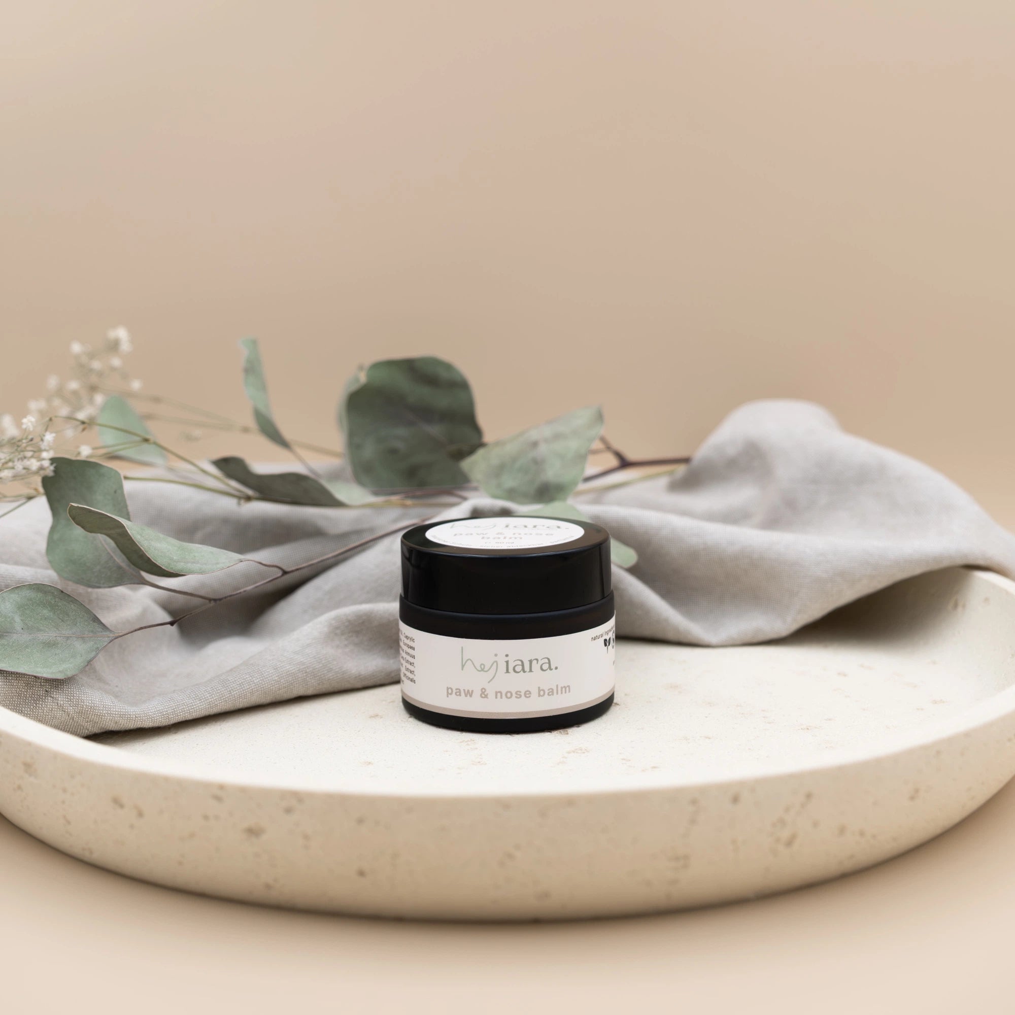 Pfotenbalsam für Hunde von der Seite in 50ml Tiegel