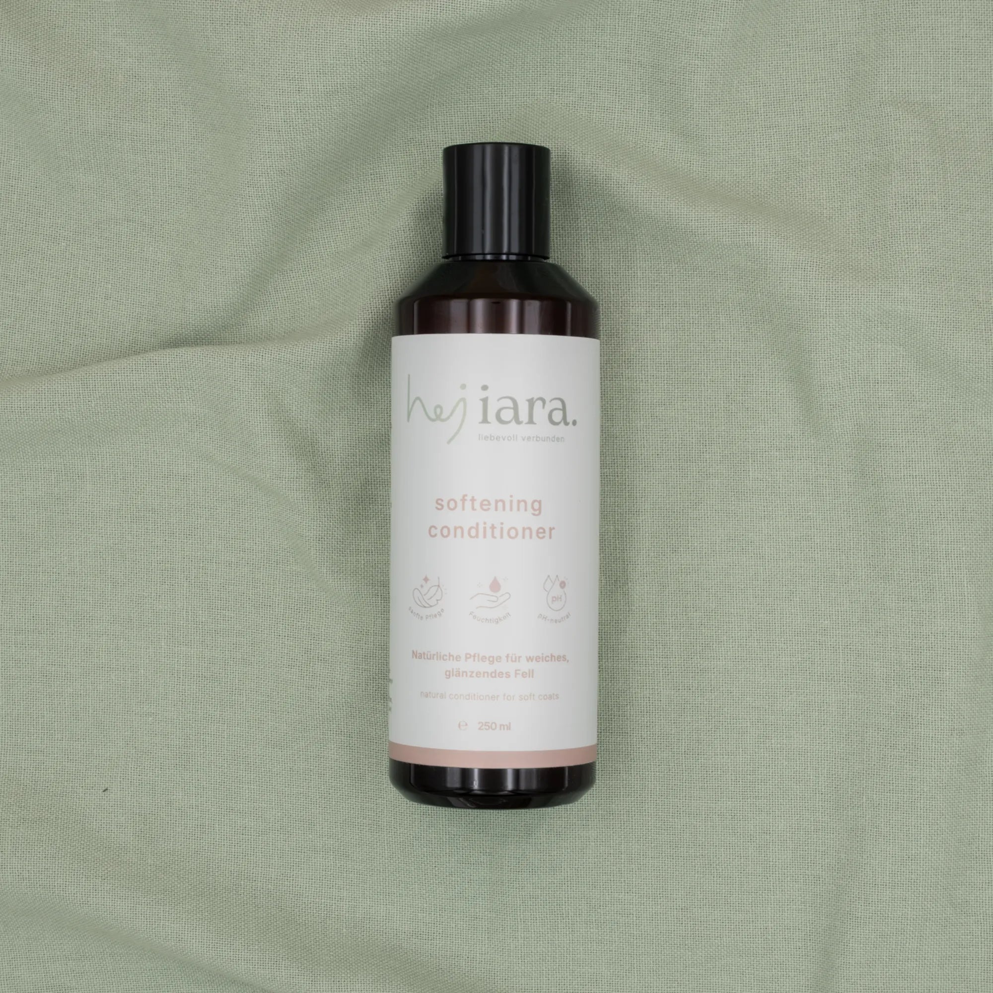 Natürlicher Conditioner für Hunde in 250 ml Flasche