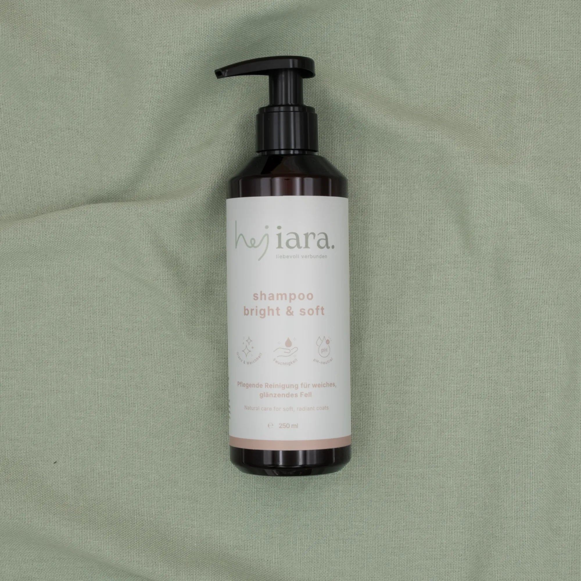 Natürliches Hundeshampoo in 250 ml Flasche