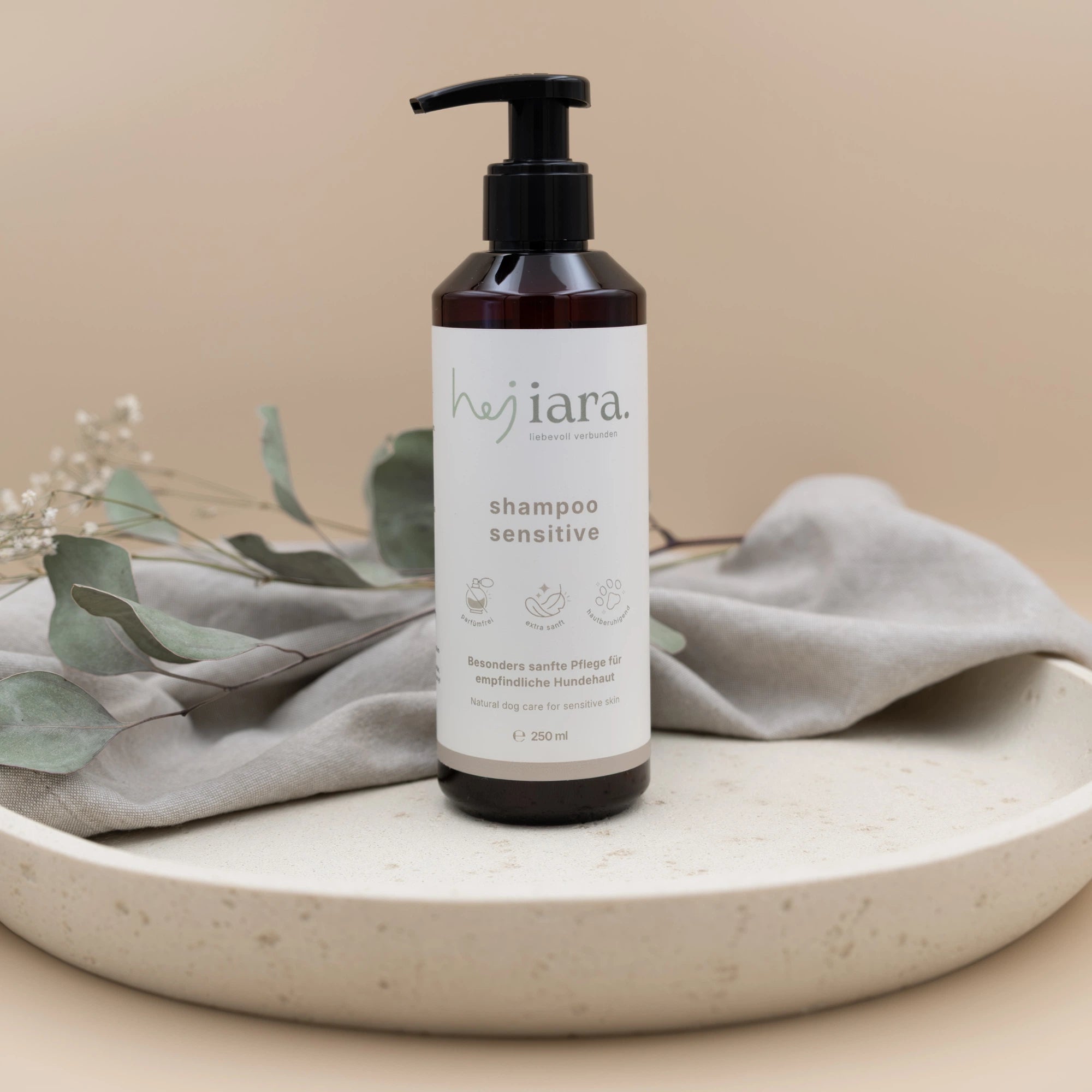 Natürliches  Hundeshampoo für empfindliche Haut in 250ml Flasche